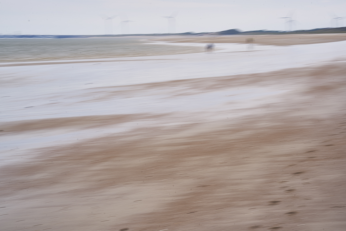Lanschaftsbild aus horizontal bewegter Kamera